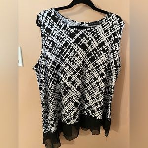 Black and white top Mandy Evans